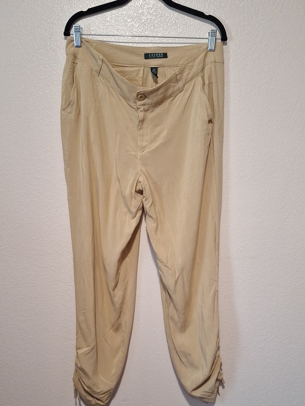 Ralph Lauren Women's Light Beige Rouch Leg Slouchy Chinos, Size 10